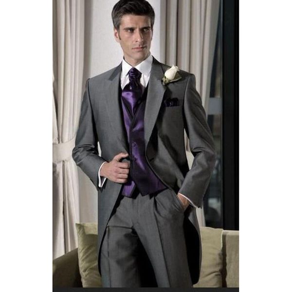 men's suits & blazers 2021 gray fashions suit tailcoat three pieces man prom tuxedos tuxedo (jacket + pants vest), White;black
men's suits & blazers 2021 gray fashions suit tailcoat three pieces man prom tuxedos tuxedo (jacket + pants vest), White;black