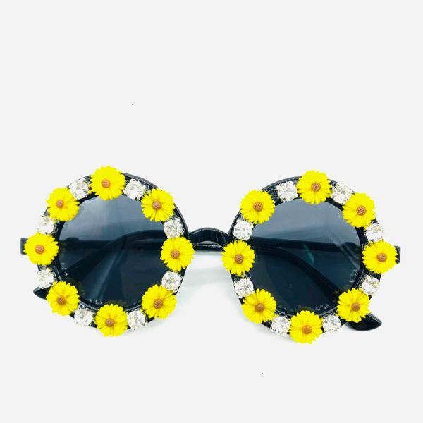 zaolihu fashion diamond women sunglasses around crystal shades black eye women's glasses handmade square men sunglass gafas
zaolihu fashion diamond women sunglasses around crystal shades black eye women's glasses handmade square men sunglass gafas