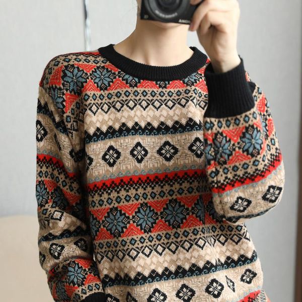women's sweaters style for autumn and winter round neck jacquard vintage geometric sweater loose knit low waist jersey, White;black
women's sweaters style for autumn and winter round neck jacquard vintage geometric sweater loose knit low waist jersey, White;black