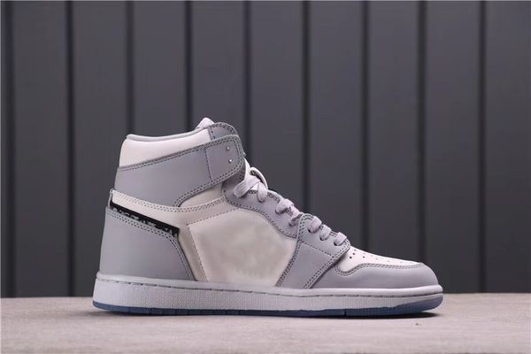 1 high og basketball shoes mens jumpman 1s wolf grey sail-pn dust-white designer sports sneakers without shoebox
1 high og basketball shoes mens jumpman 1s wolf grey sail-pn dust-white designer sports sneakers without shoebox