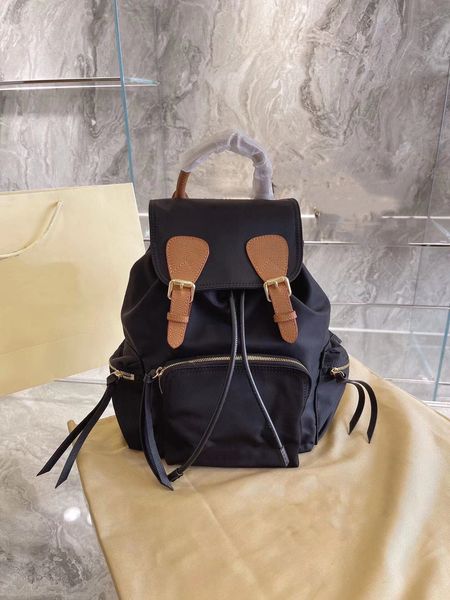 military nylon backpack fashion simple portable leisure barrel bag men and women
military nylon backpack fashion simple portable leisure barrel bag men and women