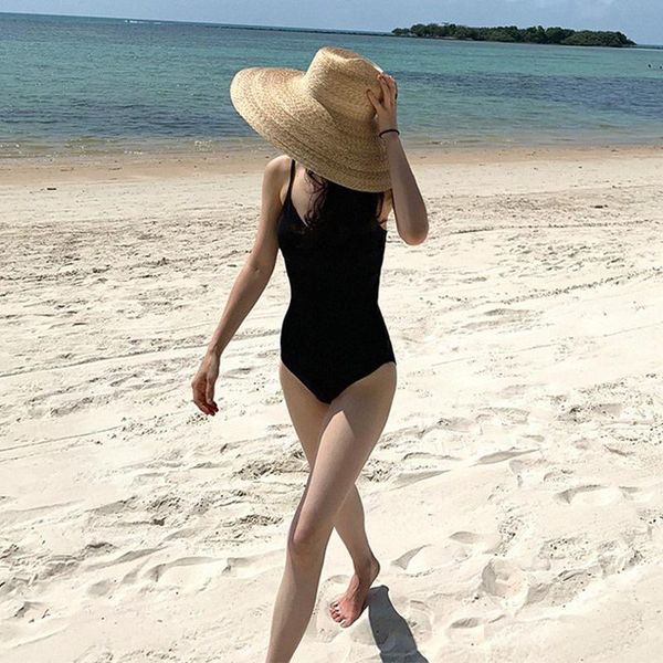 one-piece suits women straps swimming suit korea style one piece beachwear solid monokini push-up bodysuit cut out bathing
one-piece suits women straps swimming suit korea style one piece beachwear solid monokini push-up bodysuit cut out bathing