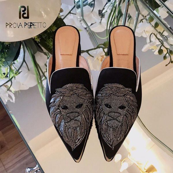 muller 2021 early spring lazy slippers women's outer wear fashionable leather flat heel one-legged pointed embroidered shoes, Black
muller 2021 early spring lazy slippers women's outer wear fashionable leather flat heel one-legged pointed embroidered shoes, Black