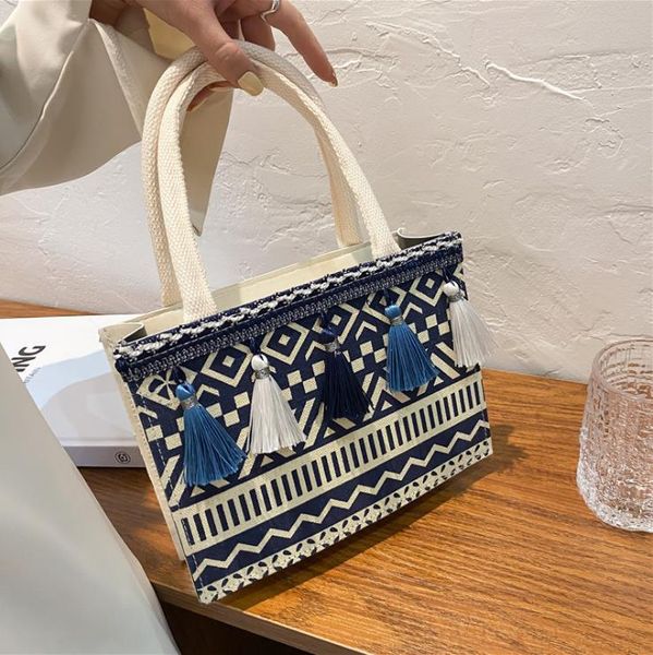 female bags 2021 spring fashion shoulder bag western style retro simple handbag texture totes
female bags 2021 spring fashion shoulder bag western style retro simple handbag texture totes