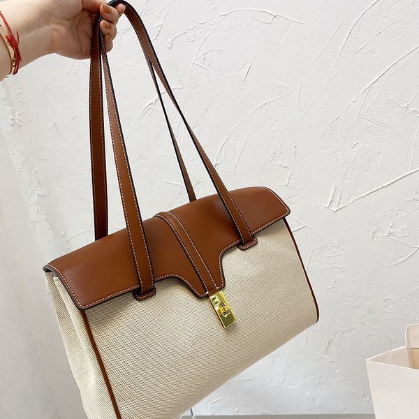 classic luxurys designers fashion women bag speedy with key lock shoulder strap dust bag high capacity
classic luxurys designers fashion women bag speedy with key lock shoulder strap dust bag high capacity