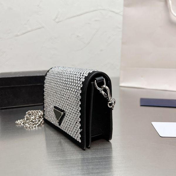 2022luxury designer shiny crossbody mini bags rhinestone silver hardware chain adjustable shoulder strap vanity lovely tiny saco
2022luxury designer shiny crossbody mini bags rhinestone silver hardware chain adjustable shoulder strap vanity lovely tiny saco