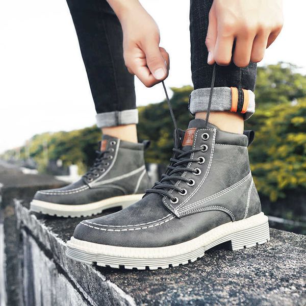 autumn and winter men's boots match british style desert tooling leather outdoor trend high help martin boots, Black
autumn and winter men's boots match british style desert tooling leather outdoor trend high help martin boots, Black