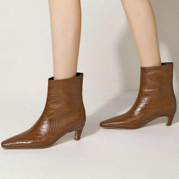 boots 2021 autumn winter women ankle faux leather thick heel concise square toe woman's big size, Black
boots 2021 autumn winter women ankle faux leather thick heel concise square toe woman's big size, Black