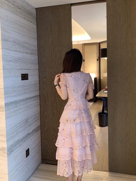 dresses vintage layer ruffles lace maxi runway summer women white floral embroidery long hollow out cake party, Black;gray
dresses vintage layer ruffles lace maxi runway summer women white floral embroidery long hollow out cake party, Black;gray