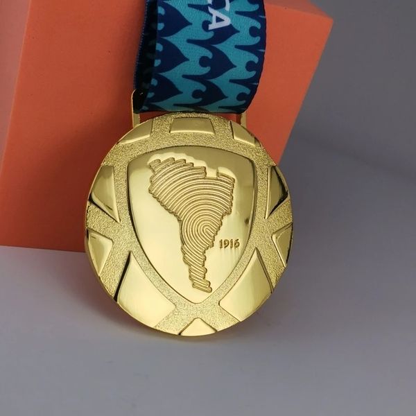 2016 - 21 copa argentina america champions medal european cup world replica s with ribbon fans souvenir gift
2016 - 21 copa argentina america champions medal european cup world replica s with ribbon fans souvenir gift