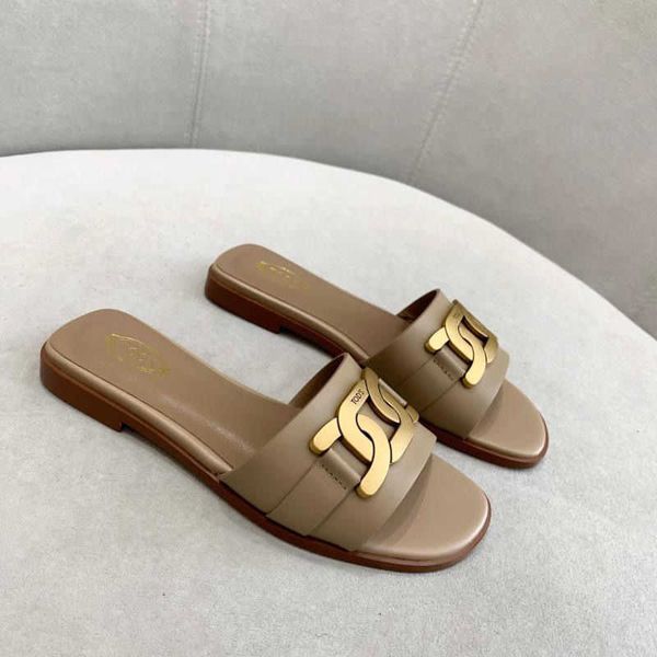 spring and summer 2021 women's horse buckle cowhide flat bottom sandals zlh, Black
