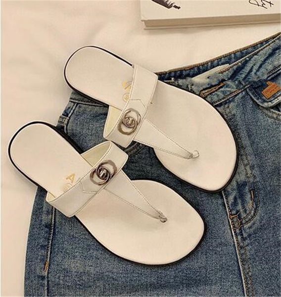 classic women's casual sandals leather beach slippers ladies designer shoes female flip flops sandal brand slipper c90881, Black
classic women's casual sandals leather beach slippers ladies designer shoes female flip flops sandal brand slipper c90881, Black