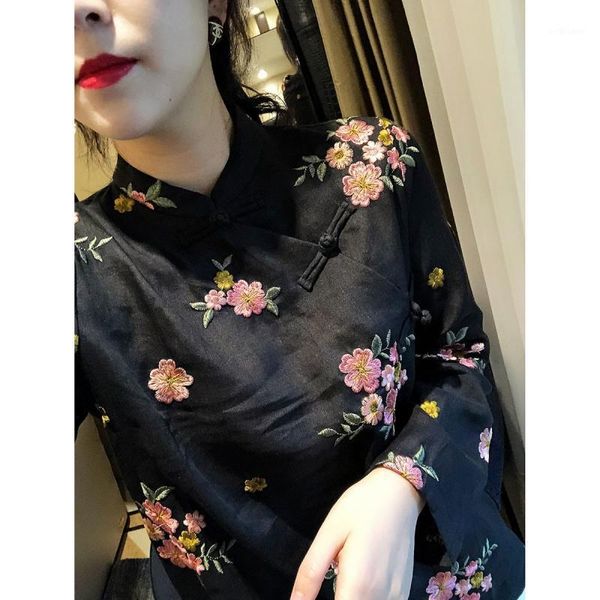 women's blouses & shirts chinese retro black flower embroidery blouse women 2021 long sleeve vintage buckle cheongsam shir, White
women's blouses & shirts chinese retro black flower embroidery blouse women 2021 long sleeve vintage buckle cheongsam shir, White