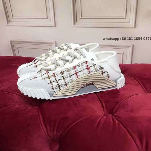2021s classic selling style arrived women shoes european station fashion matching spring and fall sales with box size35-41, Red;white
2021s classic selling style arrived women shoes european station fashion matching spring and fall sales with box size35-41, Red;white