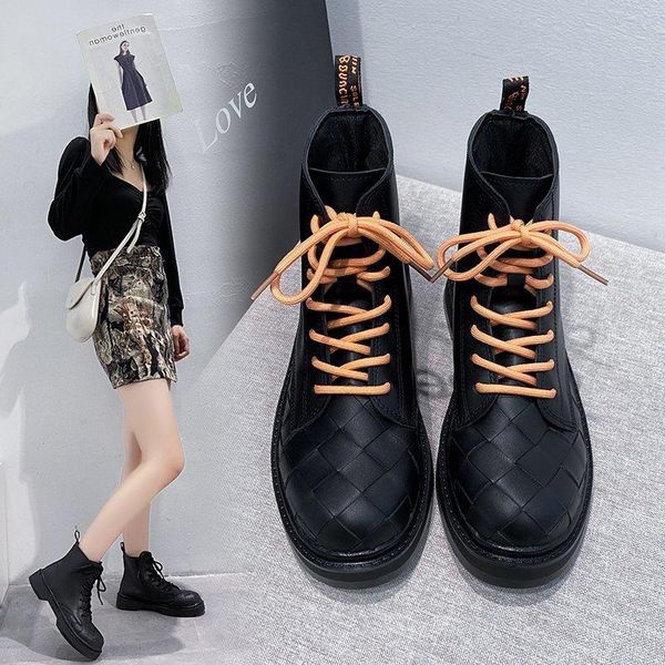 boots women winter warm fashion color shoelaces short woven round head bare, Black
boots women winter warm fashion color shoelaces short woven round head bare, Black