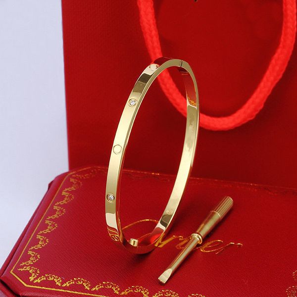 with box carti ladies love rings pendant necklaces screw bracelet van party wedding couple gift love bracelet fashion luxury cleef designer, Black
with box carti ladies love rings pendant necklaces screw bracelet van party wedding couple gift love bracelet fashion luxury cleef designer, Black