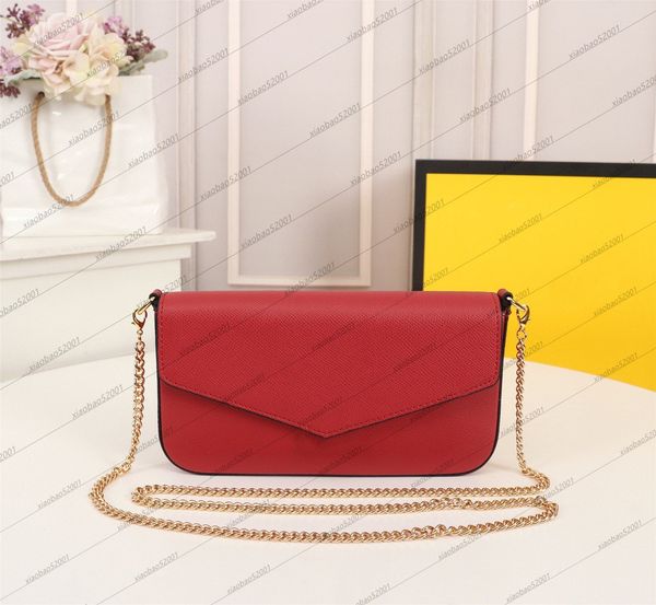 new fashion women's shoulder bag, leather quality, multiple colors, gold hardware, delivery.
new fashion women's shoulder bag, leather quality, multiple colors, gold hardware, delivery.
