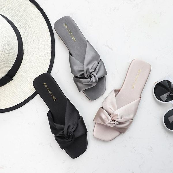 slippers women silk flat 2021 summer female travel beach casual outdoor slide sandals ladies square toe outside, Black
slippers women silk flat 2021 summer female travel beach casual outdoor slide sandals ladies square toe outside, Black
