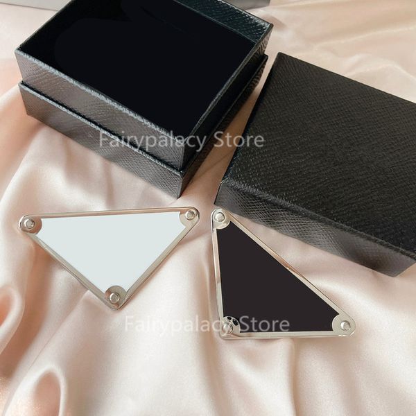 high end customization retro luxury letter hair clips for women girl fashion simple personality party gift jewelry hairpin hairs accessories, Golden;silver
high end customization retro luxury letter hair clips for women girl fashion simple personality party gift jewelry hairpin hairs accessories, Golden;silver