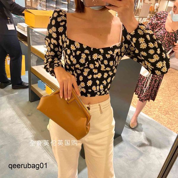 fend first handbag metal women luxurys designer series bag 2021 wrapped dinner single shoulder messenger yqwh yue ftoi
fend first handbag metal women luxurys designer series bag 2021 wrapped dinner single shoulder messenger yqwh yue ftoi