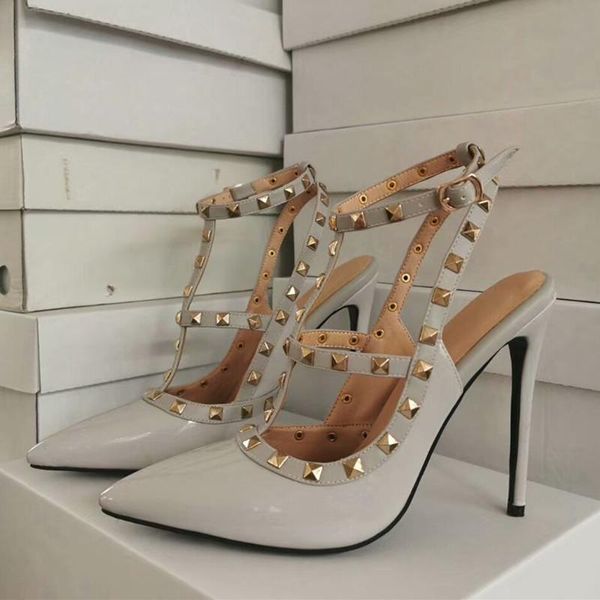 dress shoes shofoo shoes,beautiful and fashionable women's shoes, leather, about 11cm high heels, pointed toe pumps.size:34 -45, Black
dress shoes shofoo shoes,beautiful and fashionable women's shoes, leather, about 11cm high heels, pointed toe pumps.size:34 -45, Black