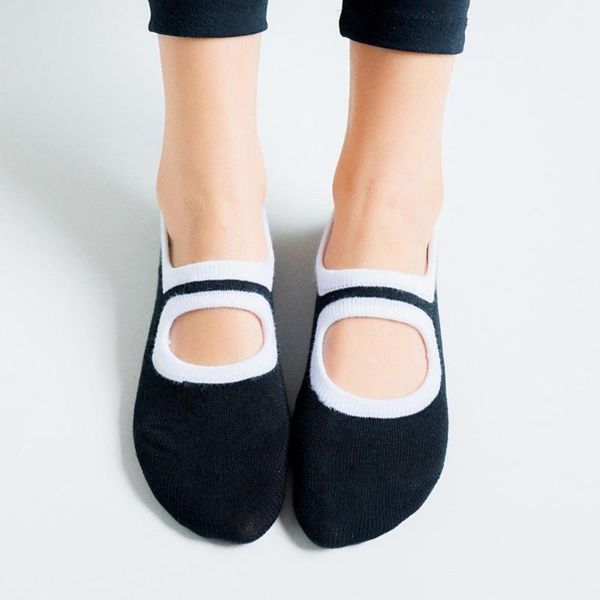 sports socks one pair yoga combed cotton professional non-slip pilates fitness, Black 
sports socks one pair yoga combed cotton professional non-slip pilates fitness, Black