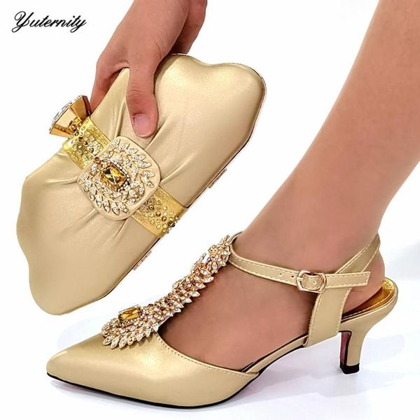 dress shoes elegant decorated with crystal and bags for women italian style high heels party bag set, Black
dress shoes elegant decorated with crystal and bags for women italian style high heels party bag set, Black