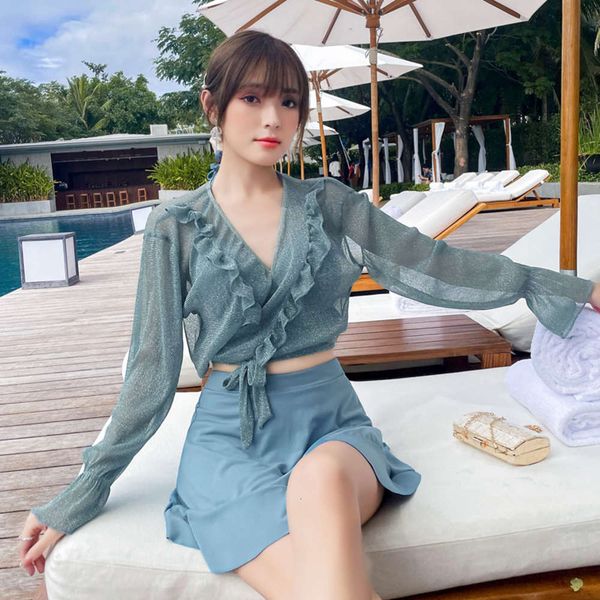 swimsuit female conservative cover belly show thin fairy fan mesh spring split bikini, White;black
swimsuit female conservative cover belly show thin fairy fan mesh spring split bikini, White;black