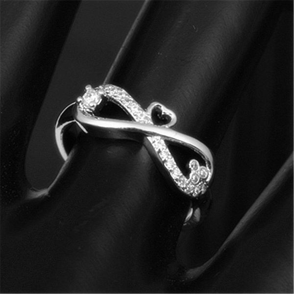 cluster rings silver ring fashion exquisite temperament female figure eight twisted inlaid zircon opening hand jewelry, Golden;silver
cluster rings silver ring fashion exquisite temperament female figure eight twisted inlaid zircon opening hand jewelry, Golden;silver