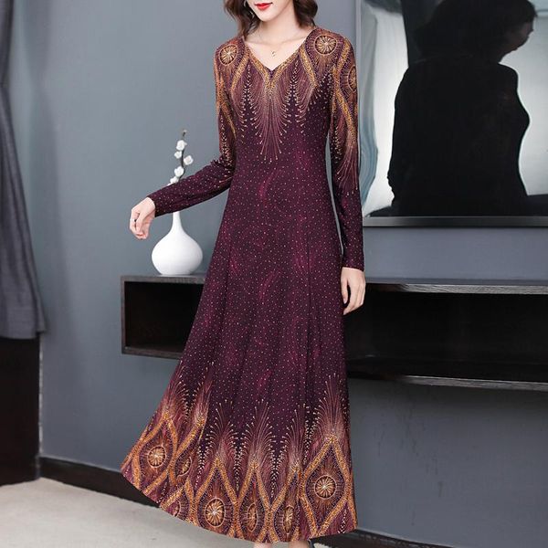 casual dresses v-neck knitted dress 2021 autumn women slim a-line high waist big swing elegant ladies plus size robes, Black;gray
casual dresses v-neck knitted dress 2021 autumn women slim a-line high waist big swing elegant ladies plus size robes, Black;gray