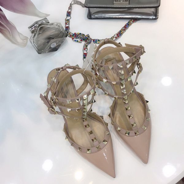 2021 good quality fashion women luxurys designers shoes designer sandals womens luxury high heels sandal dress shoess with box size 35-41 -b, Black
2021 good quality fashion women luxurys designers shoes designer sandals womens luxury high heels sandal dress shoess with box size 35-41 -b, Black