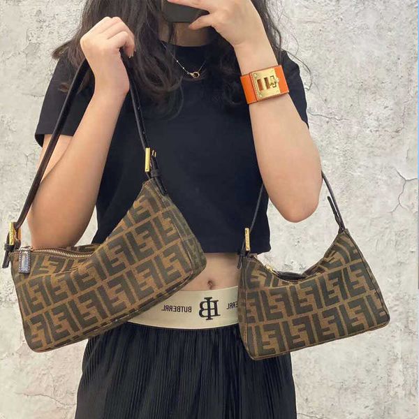 20 new vintage one shoulder handbag double f mini cute underarm bag handbag handbag zly
20 new vintage one shoulder handbag double f mini cute underarm bag handbag handbag zly