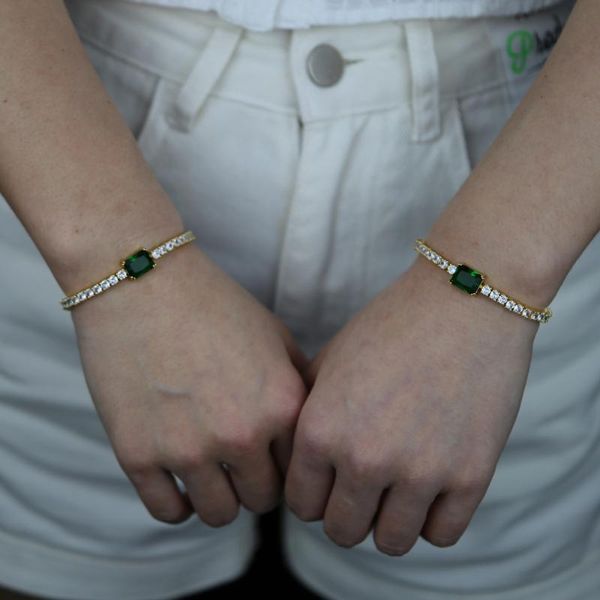 link, chain sparking 5a cubic zirconia cz hiphop bling women girl jewelry 3mm thin tennis fashion single green color stone bracelet, Black
link, chain sparking 5a cubic zirconia cz hiphop bling women girl jewelry 3mm thin tennis fashion single green color stone bracelet, Black