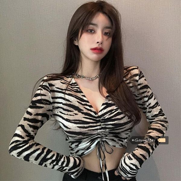 women's t-shirt internet ins super fire zebra pattern v-neck drawstring slim fit long sleeve short bottoming all-match, White
women's t-shirt internet ins super fire zebra pattern v-neck drawstring slim fit long sleeve short bottoming all-match, White