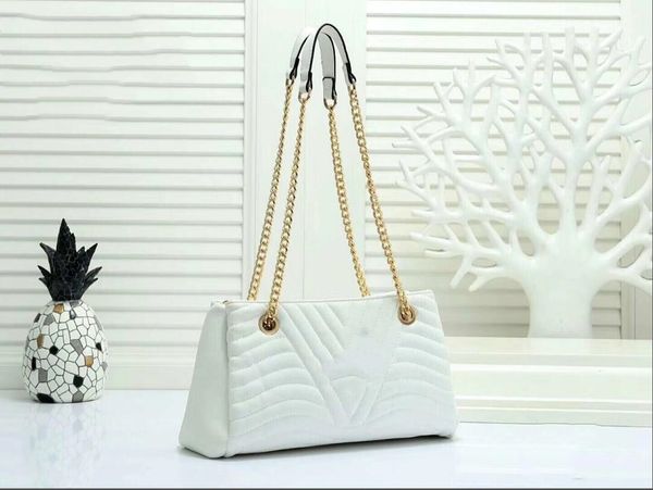 evening bag leather handbag ladies original box messenger one shoulder messenger wallet
evening bag leather handbag ladies original box messenger one shoulder messenger wallet
