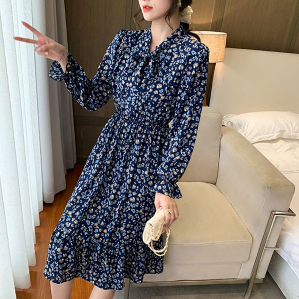 casual dresses vintage long sleeve floral print woman high waist bow neck midi elegant chic pleated spring chiffon 2021 czzq, Black;gray
casual dresses vintage long sleeve floral print woman high waist bow neck midi elegant chic pleated spring chiffon 2021 czzq, Black;gray