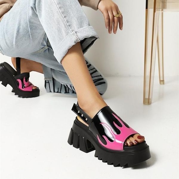 boots 2021 summer large thick bottom sandals women's heel muffin t-shaped buckle color matching roman women, Black
boots 2021 summer large thick bottom sandals women's heel muffin t-shaped buckle color matching roman women, Black