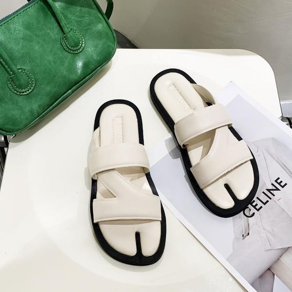 slippers women 2021 summer rome style slip on slides woman flat sandals outdoor vocation shoes leisure comfortable sandalias, Black
slippers women 2021 summer rome style slip on slides woman flat sandals outdoor vocation shoes leisure comfortable sandalias, Black