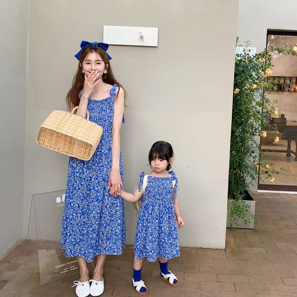 floralbohemiandressformotherandkidsfamilymatchingoutfitssummerbeachsleevelesslongdressforgirlskidsclothes2021, Red;yellow
floralbohemiandressformotherandkidsfamilymatchingoutfitssummerbeachsleevelesslongdressforgirlskidsclothes2021, Red;yellow