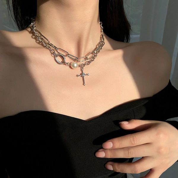 chains fashion cross pendant chain necklace for women 2021 geometric metal silver color double layer clavicle female jewelry
chains fashion cross pendant chain necklace for women 2021 geometric metal silver color double layer clavicle female jewelry