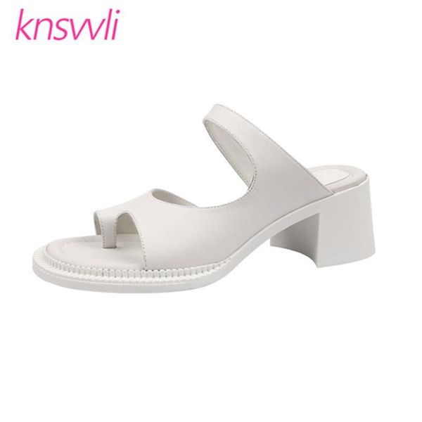 slippers split toe mules high heels women leather flip flops sandals woman big round chunky summer party shoes, Black
slippers split toe mules high heels women leather flip flops sandals woman big round chunky summer party shoes, Black