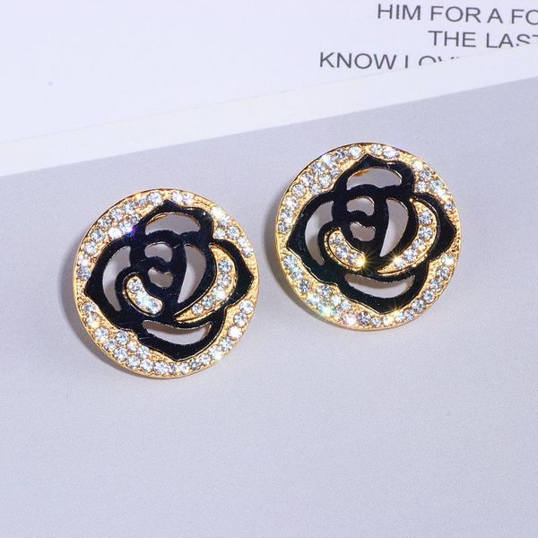 stud classic luxury big cirlce crystal earrings for women girls sweet hollow rhinestone rose flower brincos gift wx194, Golden;silver
stud classic luxury big cirlce crystal earrings for women girls sweet hollow rhinestone rose flower brincos gift wx194, Golden;silver