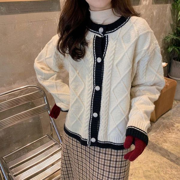 women's knits & tees round neck padded cardigan sweater coat spring and autumn loose casual long-sleeved knitted top, White 
women's knits & tees round neck padded cardigan sweater coat spring and autumn loose casual long-sleeved knitted top, White