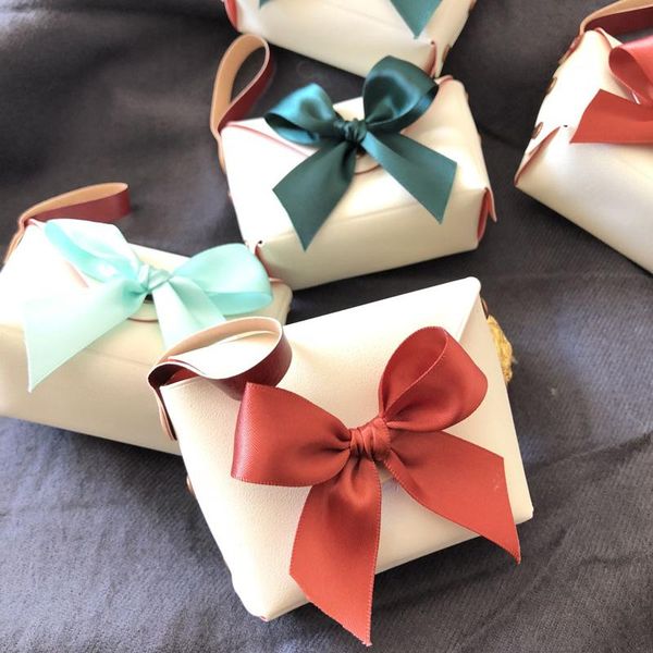 gift wrap 10pcs/lot fashion bag wedding favor candy box mini wallet baby shower packaging chocolate bags party supplies
gift wrap 10pcs/lot fashion bag wedding favor candy box mini wallet baby shower packaging chocolate bags party supplies