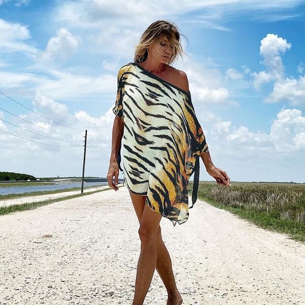 tiger striped leopard one shoulder bikini cover-ups plus size summer clothes for women beach wear swim suit cover up a867 women's swimw, White;black
tiger striped leopard one shoulder bikini cover-ups plus size summer clothes for women beach wear swim suit cover up a867 women's swimw, White;black