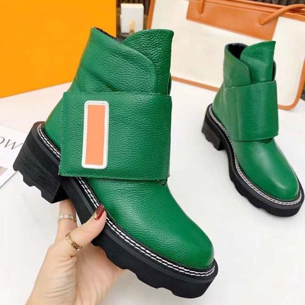 new ankle boots women pocket bag muffin platform ankle boots mid tube knight boots motorcycle shoes 10p3001-13, Black
new ankle boots women pocket bag muffin platform ankle boots mid tube knight boots motorcycle shoes 10p3001-13, Black