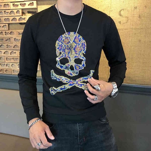 hoodie winter fashion design drilling men's slim pattern sweatershirt, Black 
hoodie winter fashion design drilling men's slim pattern sweatershirt, Black