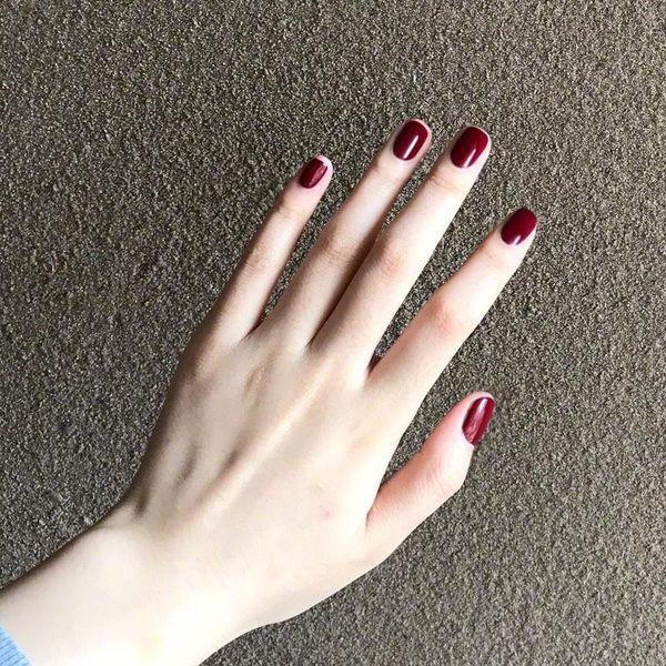 false nails 24pcs red color short full cover nail patch round head women daily manicure art decoration tips wearable detachable, Red;gold
false nails 24pcs red color short full cover nail patch round head women daily manicure art decoration tips wearable detachable, Red;gold