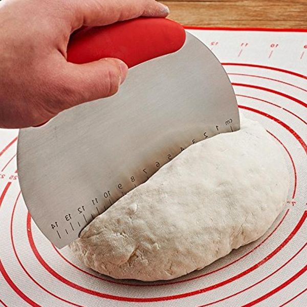 1pc diy baking supplies shaving cutter scale cutters pizza dough scraper bread separator flour pastry cake tool stainless steel & tools
1pc diy baking supplies shaving cutter scale cutters pizza dough scraper bread separator flour pastry cake tool stainless steel & tools