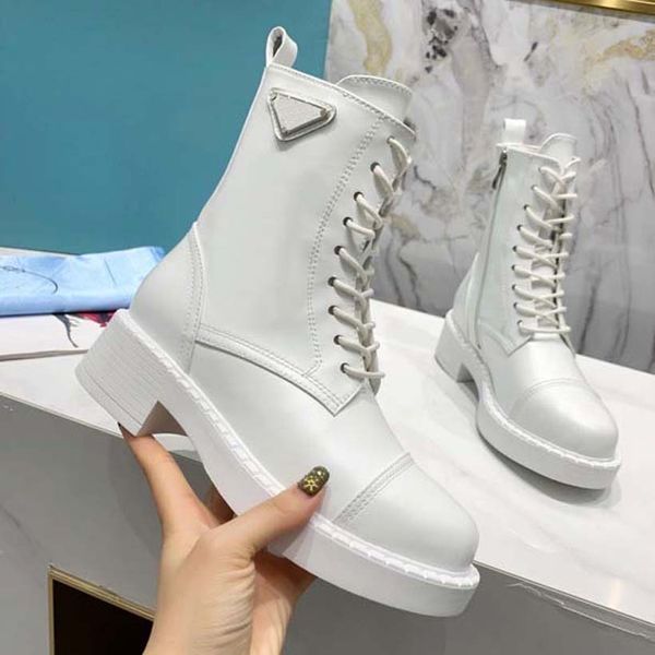 women luxury original style patent calfskin martin ankle boots plaid tweed platform flat black white leather gingham lace-up winter shoes
women luxury original style patent calfskin martin ankle boots plaid tweed platform flat black white leather gingham lace-up winter shoes